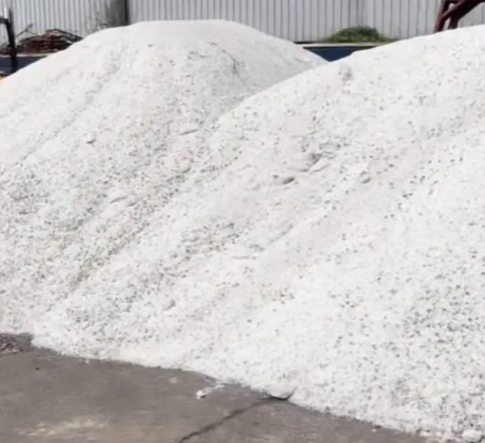 Сіль технічна із протизлежувальною добавкою, гатунок перший, помел 3, ДСТУ 4246, насипом